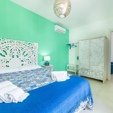 Playa Iside Torre Lapillo